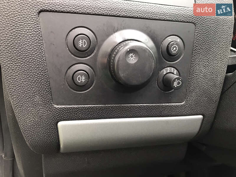 Мінівен Opel Zafira 2010 в Снятині