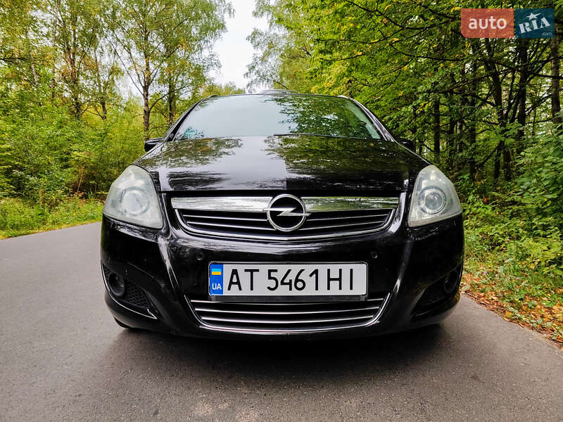 Мінівен Opel Zafira 2008 в Богородчанах