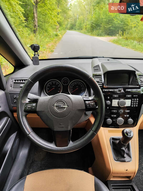 Мінівен Opel Zafira 2008 в Богородчанах