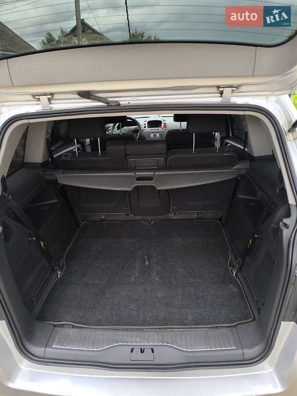 Минивэн Opel Zafira 2005 в Хмельницком фото 3 Минивэн Opel Zafira 2005 в Хмельницком