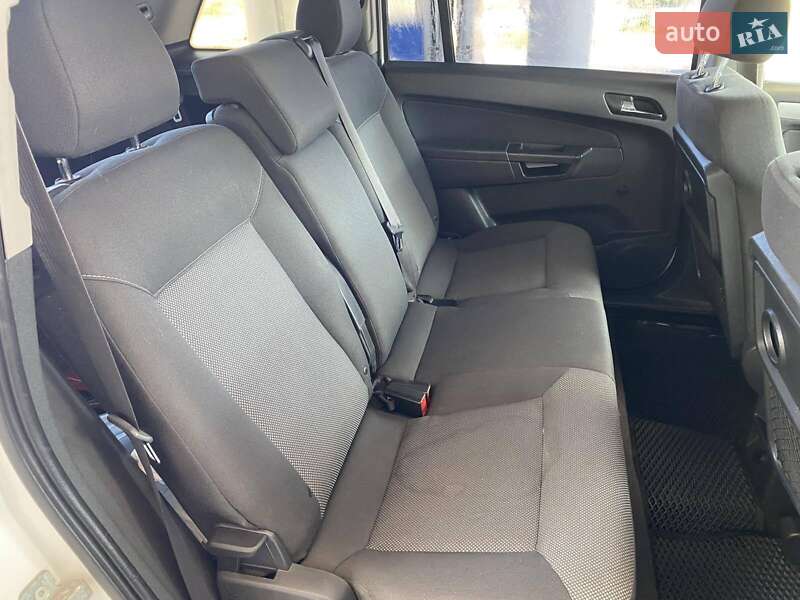 Минивэн Opel Zafira 2009 в Николаеве