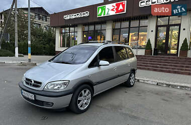 Мінівен Opel Zafira 2004 в Первомайську
