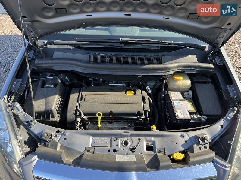 Мінівен Opel Zafira 2006 в Черкасах