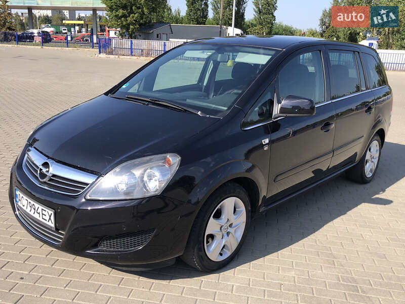 Минивэн Opel Zafira 2010 в Ковеле