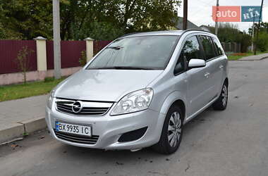Минивэн Opel Zafira 2009 в 