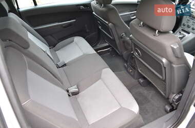 Минивэн Opel Zafira 2009 в 