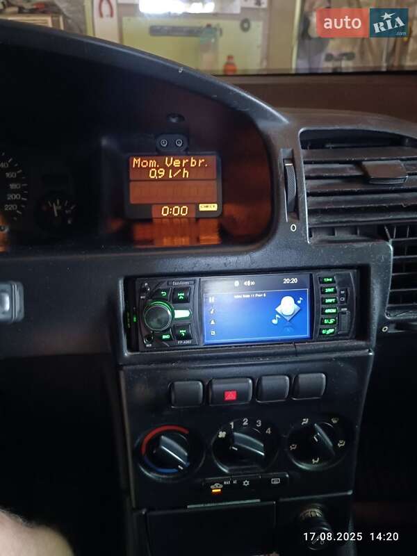 Минивэн Opel Zafira 2000 в Днепре