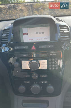 Мінівен Opel Zafira 2010 в 