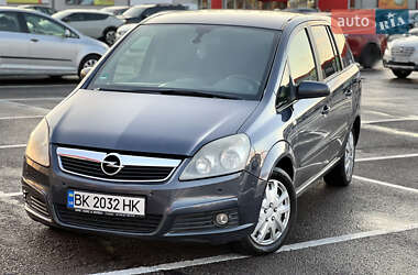 Минивэн Opel Zafira 2008 в Ровно