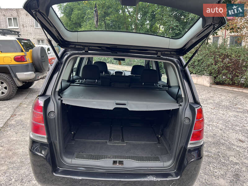 Минивэн Opel Zafira 2007 в Львове