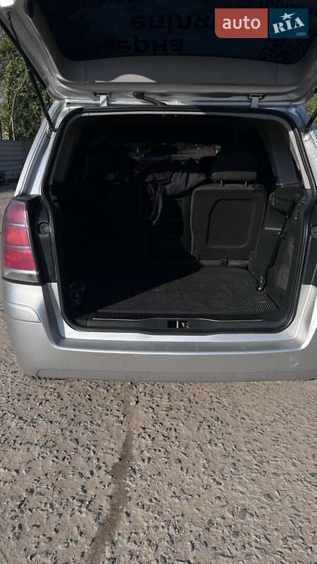 Минивэн Opel Zafira 2007 в Кривом Роге фото 6 Минивэн Opel Zafira 2007 в Кривом Роге