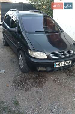Минивэн Opel Zafira 2000 в Первомайске