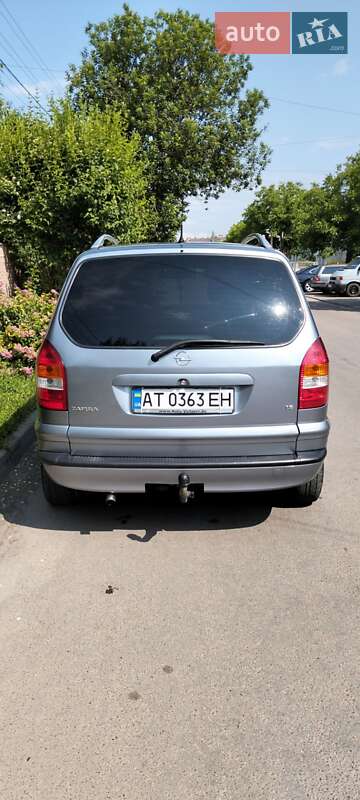 Мінівен Opel Zafira 2005 в Івано-Франківську