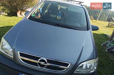 Мінівен Opel Zafira 2004 в Яблуниці