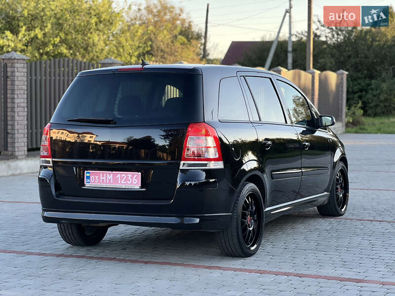 Мінівен Opel Zafira 2009 в Старокостянтинові