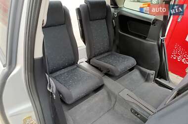 Минивэн Opel Zafira 2001 в 