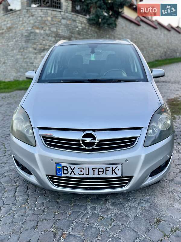 Мінівен Opel Zafira 2008 в Кам'янець-Подільському
