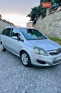 Минивэн Opel Zafira 2008 в Каменец-Подольском