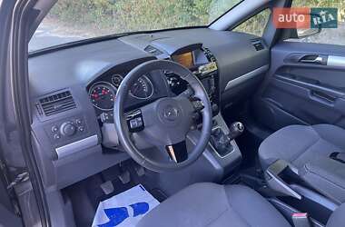 Минивэн Opel Zafira 2012 в 