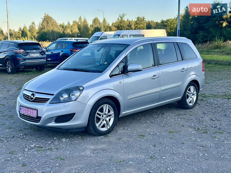 Opel Zafira 2012 Opel Zafira 2012