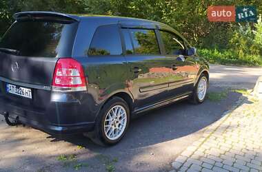 Минивэн Opel Zafira 2009 в Ивано-Франковске