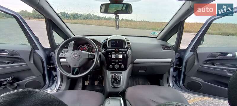 Мінівен Opel Zafira 2009 в Вінниці