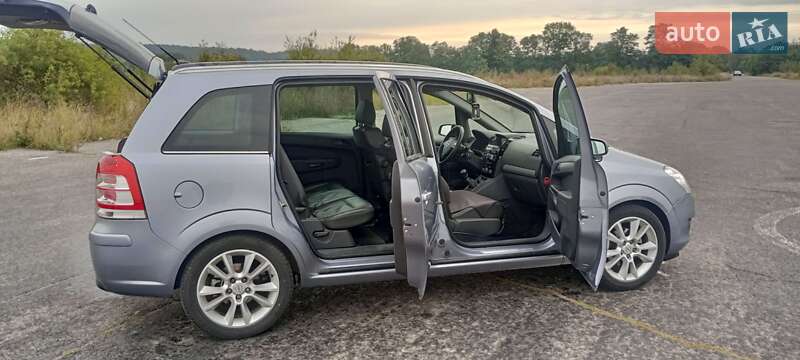 Мінівен Opel Zafira 2009 в Вінниці