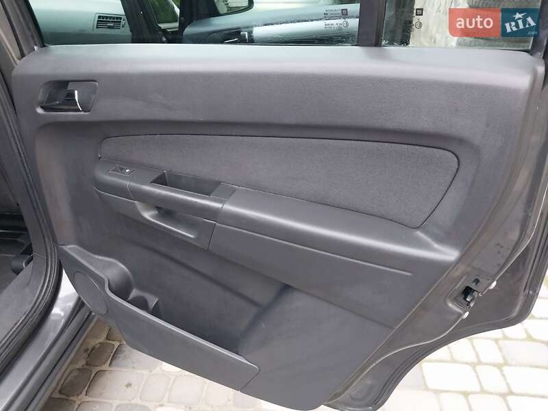 Мінівен Opel Zafira 2011 в Ходореві