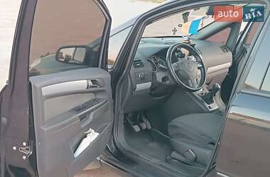Минивэн Opel Zafira 2006 в 