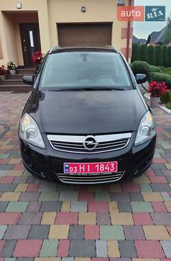 Минивэн Opel Zafira 2013 в Луцке