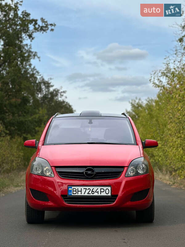 Opel Zafira 2008