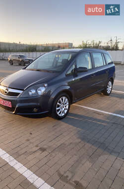 Минивэн Opel Zafira 2007 в Белой Церкви