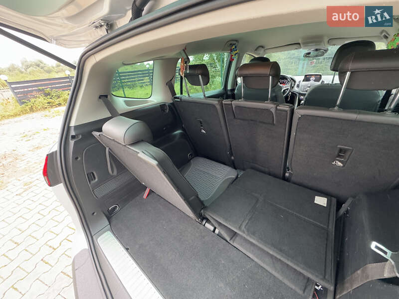Минивэн Opel Zafira 2012 в Стрые