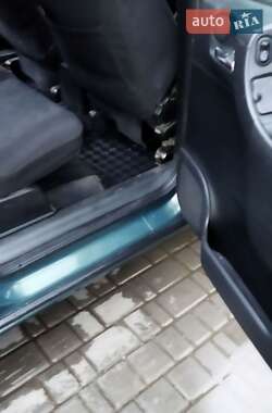 Минивэн Opel Zafira 2001 в 