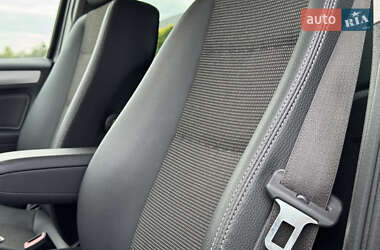 Минивэн Opel Zafira 2010 в 