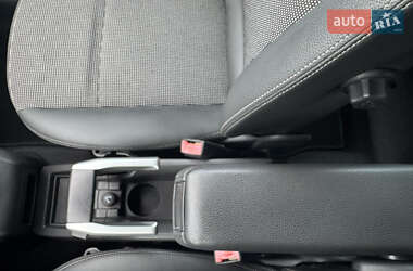 Минивэн Opel Zafira 2010 в 