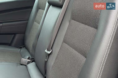 Минивэн Opel Zafira 2010 в 