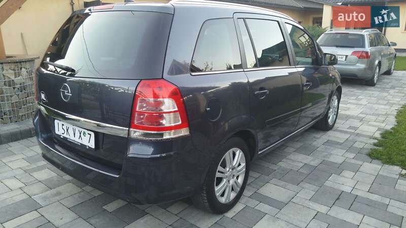 Мінівен Opel Zafira 2010 в Косові фото 14 Мінівен Opel Zafira 2010 в Косові