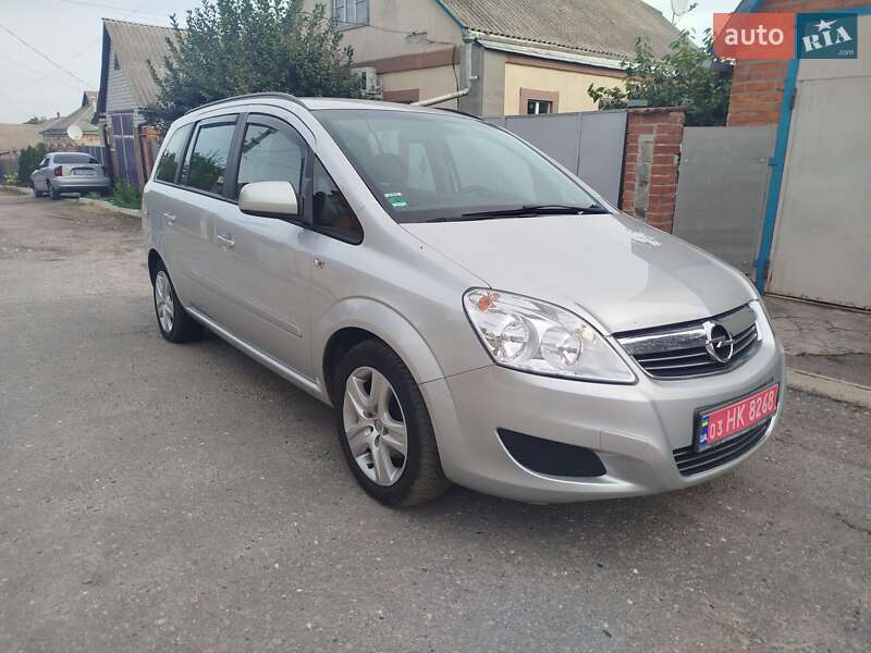 Мінівен Opel Zafira 2009 в Валках фото Мінівен Opel Zafira 2009 в Валках