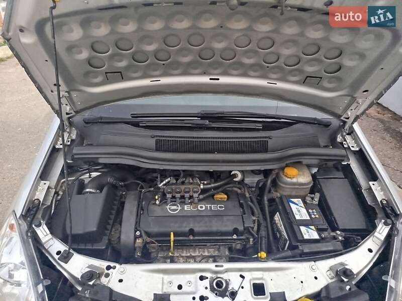 Мінівен Opel Zafira 2009 в Валках фото 32 Мінівен Opel Zafira 2009 в Валках