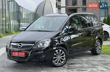 Минивэн Opel Zafira 2011 в 