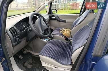 Минивэн Opel Zafira 2002 в 