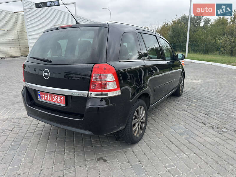 Минивэн Opel Zafira 2010 в Одессе