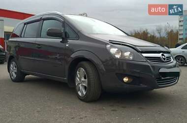 Минивэн Opel Zafira 2012 в 