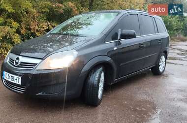 Минивэн Opel Zafira 2011 в Конотопе