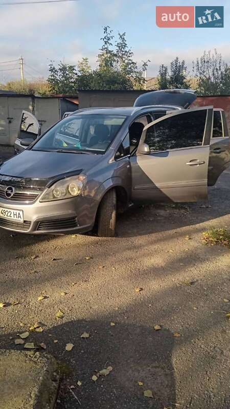 Минивэн Opel Zafira 2006 в Красилове фото 6 Минивэн Opel Zafira 2006 в Красилове
