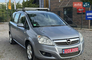Минивэн Opel Zafira 2008 в Виннице