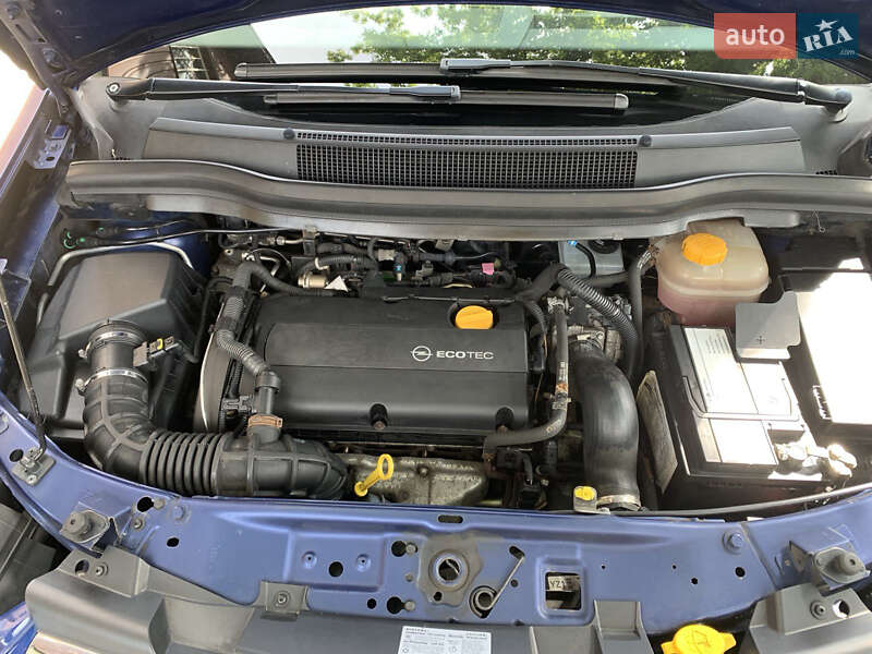 Мінівен Opel Zafira 2011 в Ямполі фото 12 Мінівен Opel Zafira 2011 в Ямполі