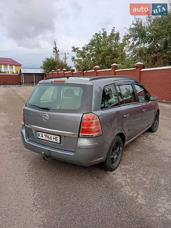 Мінівен Opel Zafira 2006 в Фастові