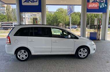 Минивэн Opel Zafira 2009 в 